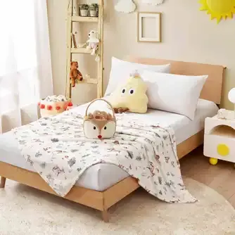 Tudo Kids Remi the Reindeer Throw