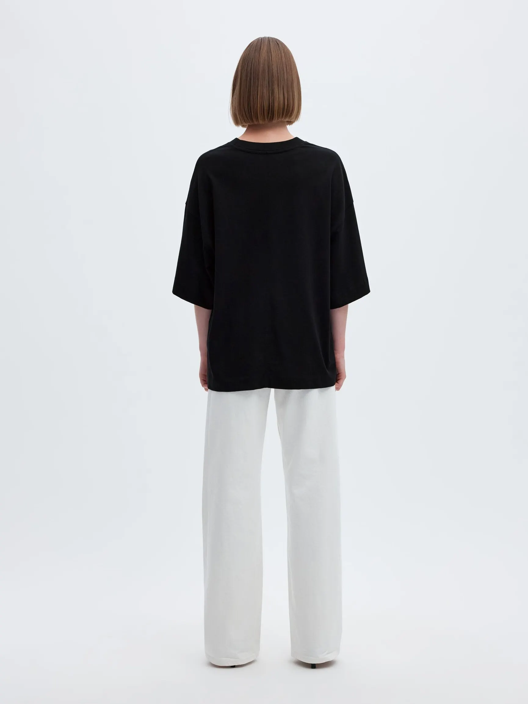 ESSENSIELT OVERSIZED T-SKJORTE
