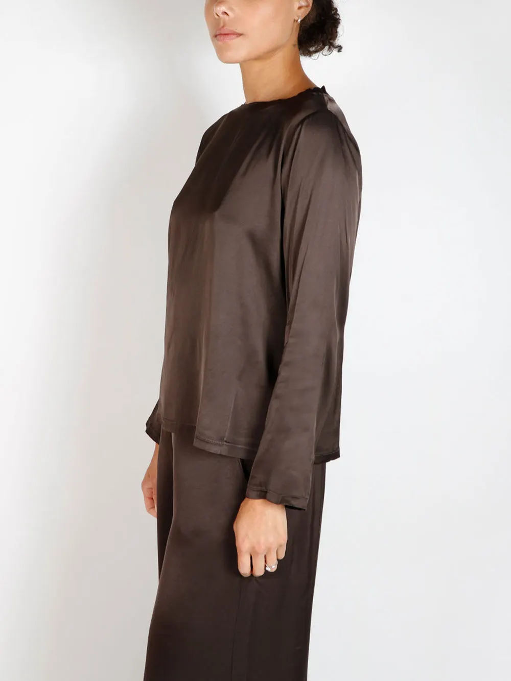 CREW NECK BLOUSE
