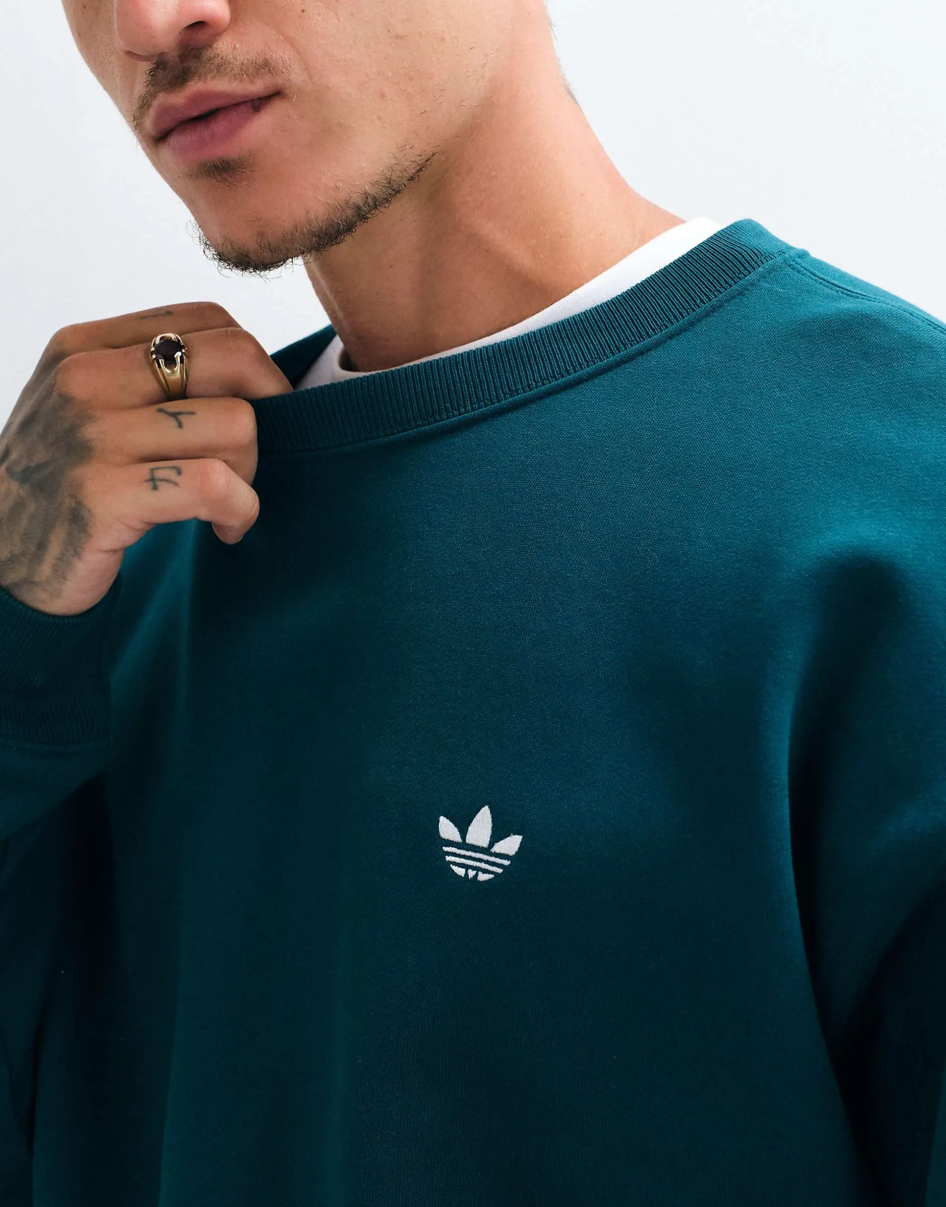 adidas Originals essential loose fit sweatshirt in green
