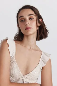 Camiseta tirantes volantes