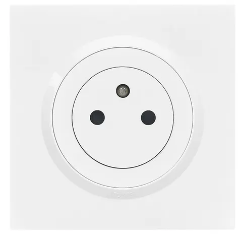 Lot de 10 prises 2 pôles avec terre \"Dooxie\" blanc - Legrand