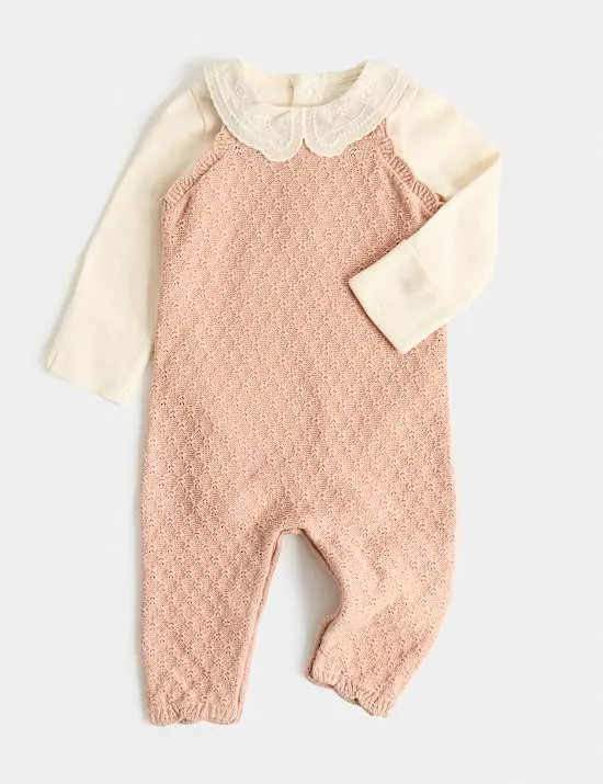 2-tlg. Set Gestrickte Latzhose und Body (3,2 kg – 12 M.)