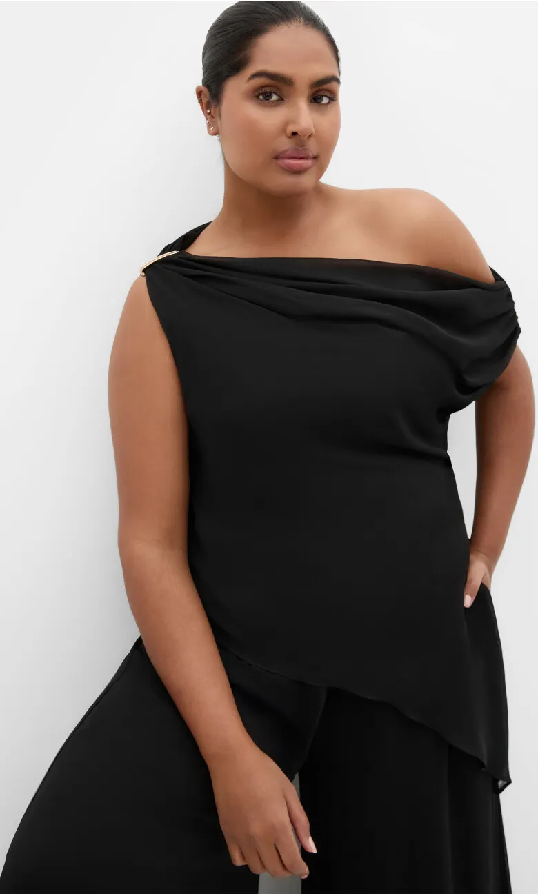 Skyla Off Shoulder Top - black