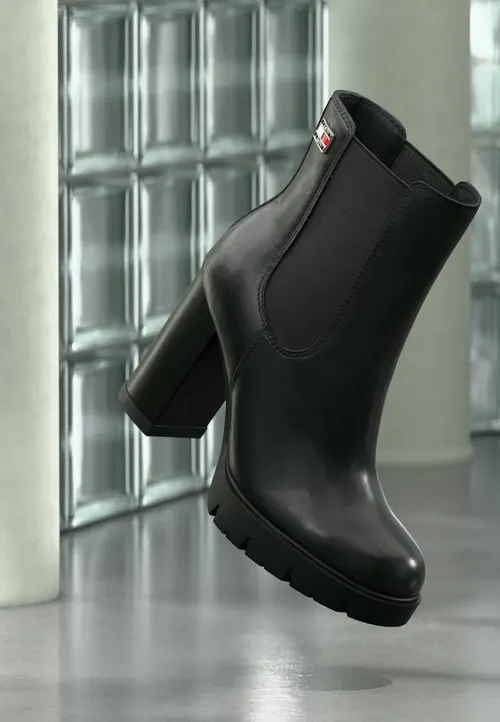 CHELSEA BOOTS - Platåstøvletter - black