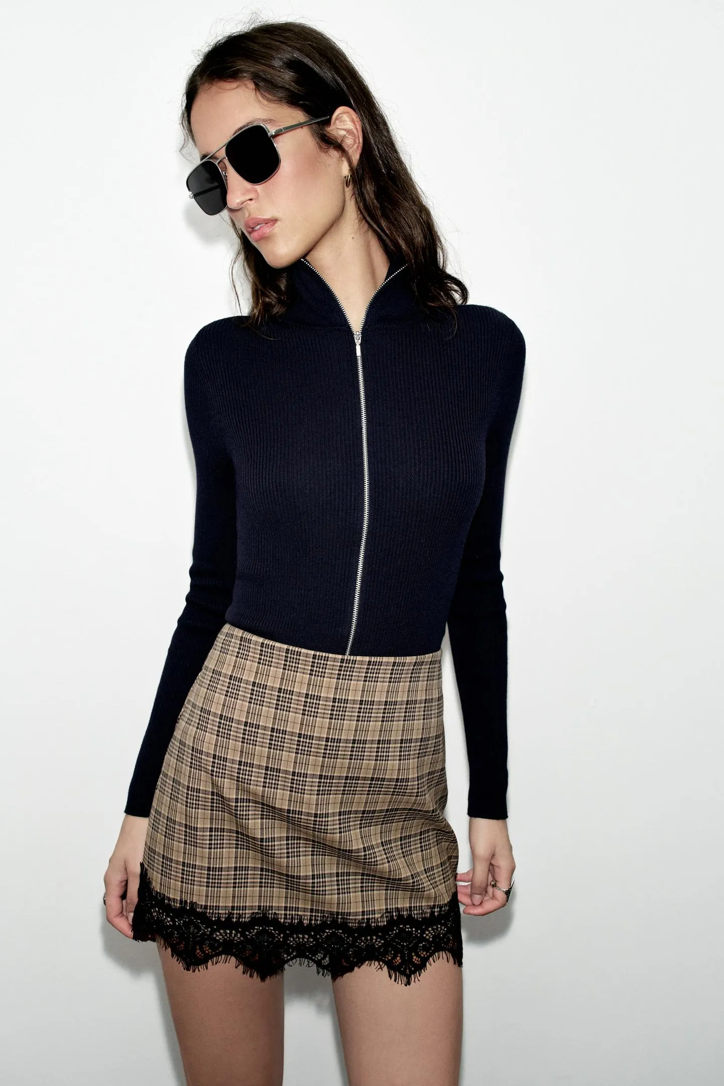 CHECK LACE SKORT