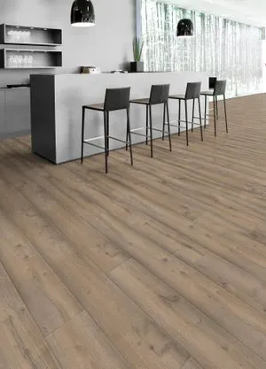Suelo laminado Floorganic EARTH AC5 12,5mm 4V en color roble natural 1,47 m2/caja