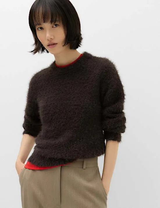 Strukturierter Pullover mit Rundhalsausschnitt