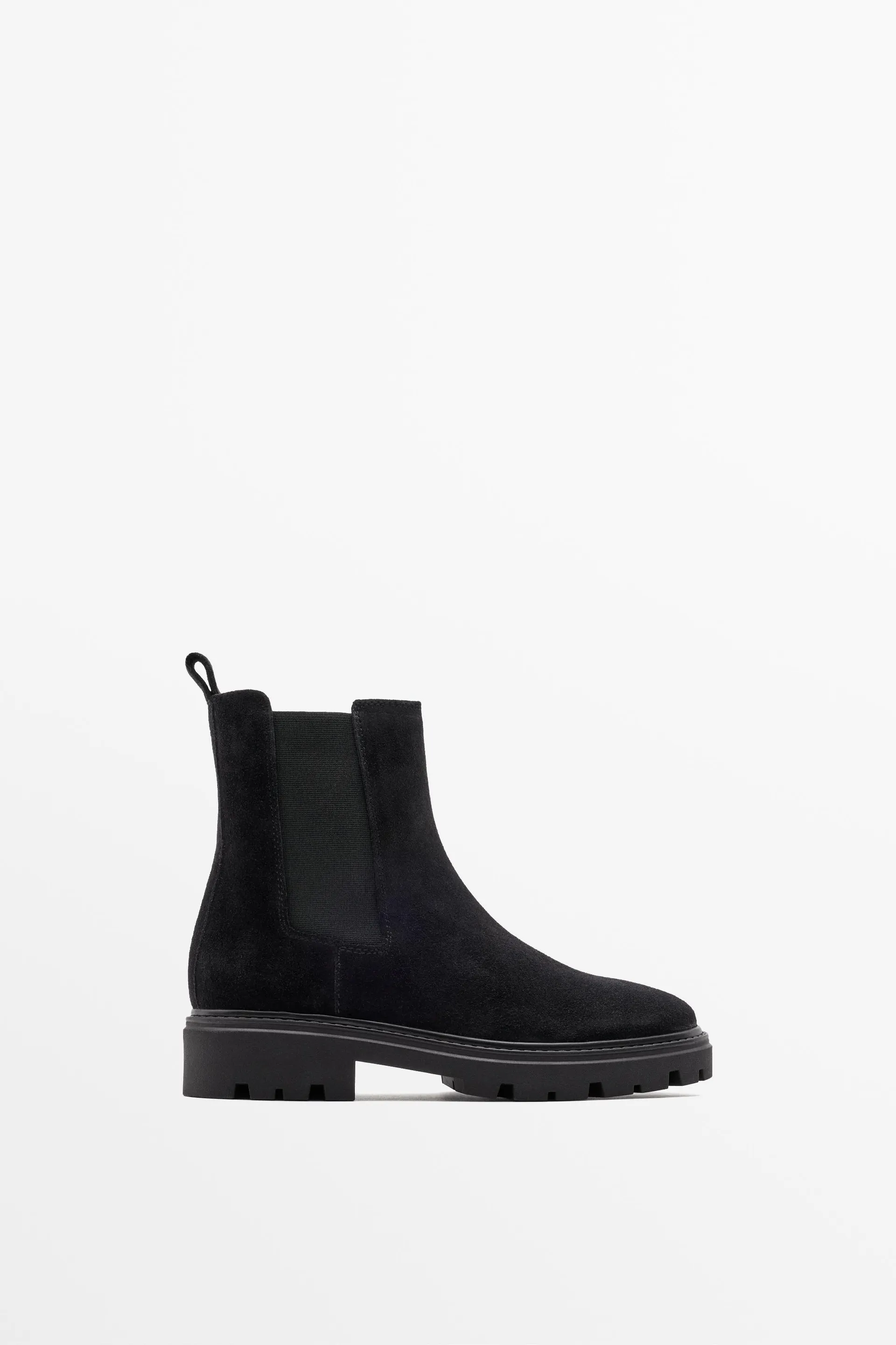 Flat Chelsea track sole ankle boot