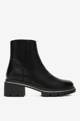 Polokozačky Černá