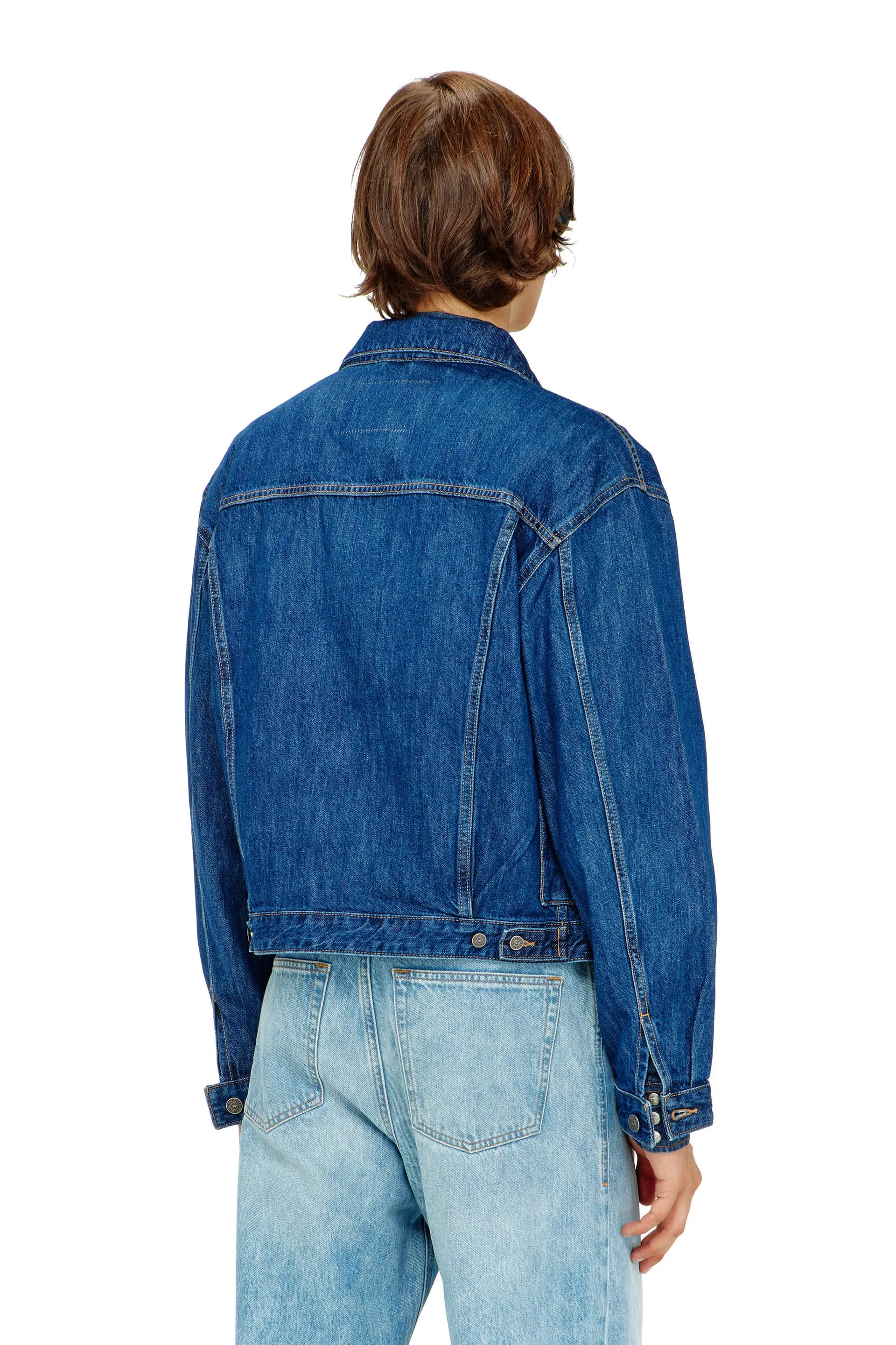 Trucker jacket in denim