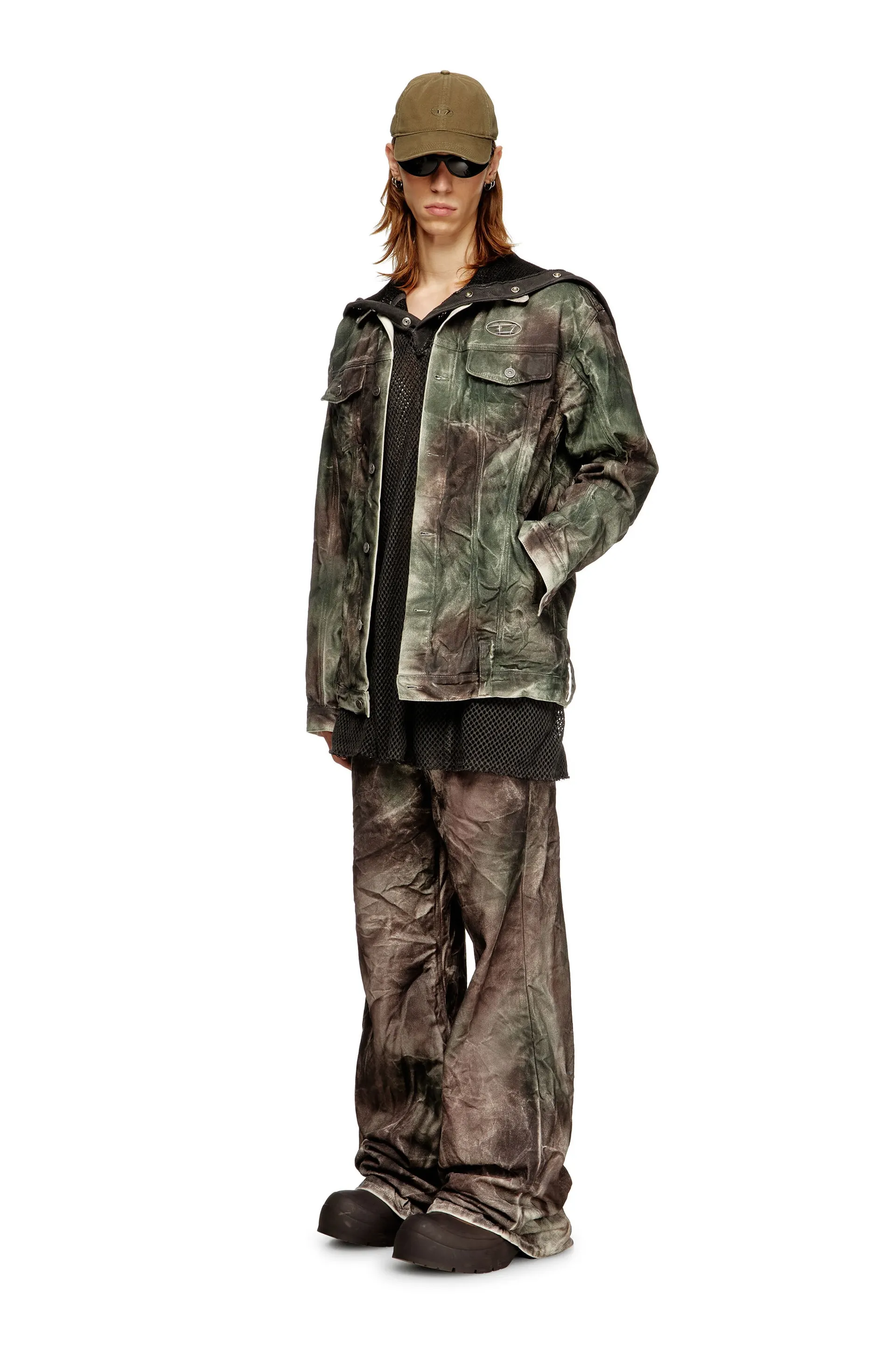 Trucker jacket in crinkled camo canvas