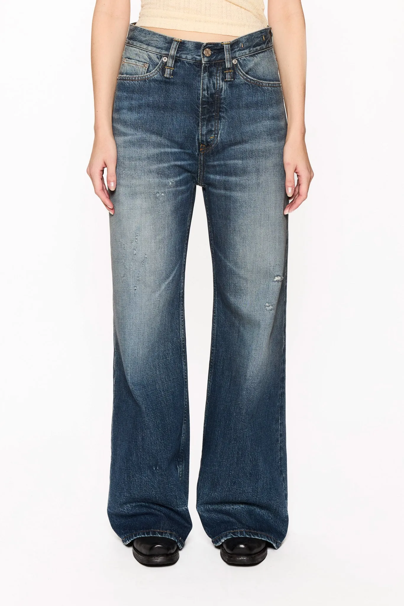 Wide-Leg Jeans