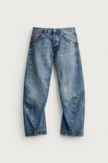 TWISTED SEAM STRAIGHT-LEG JEANS