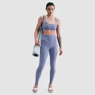 Nike Womens Zenvy Light-Support Padded Crop