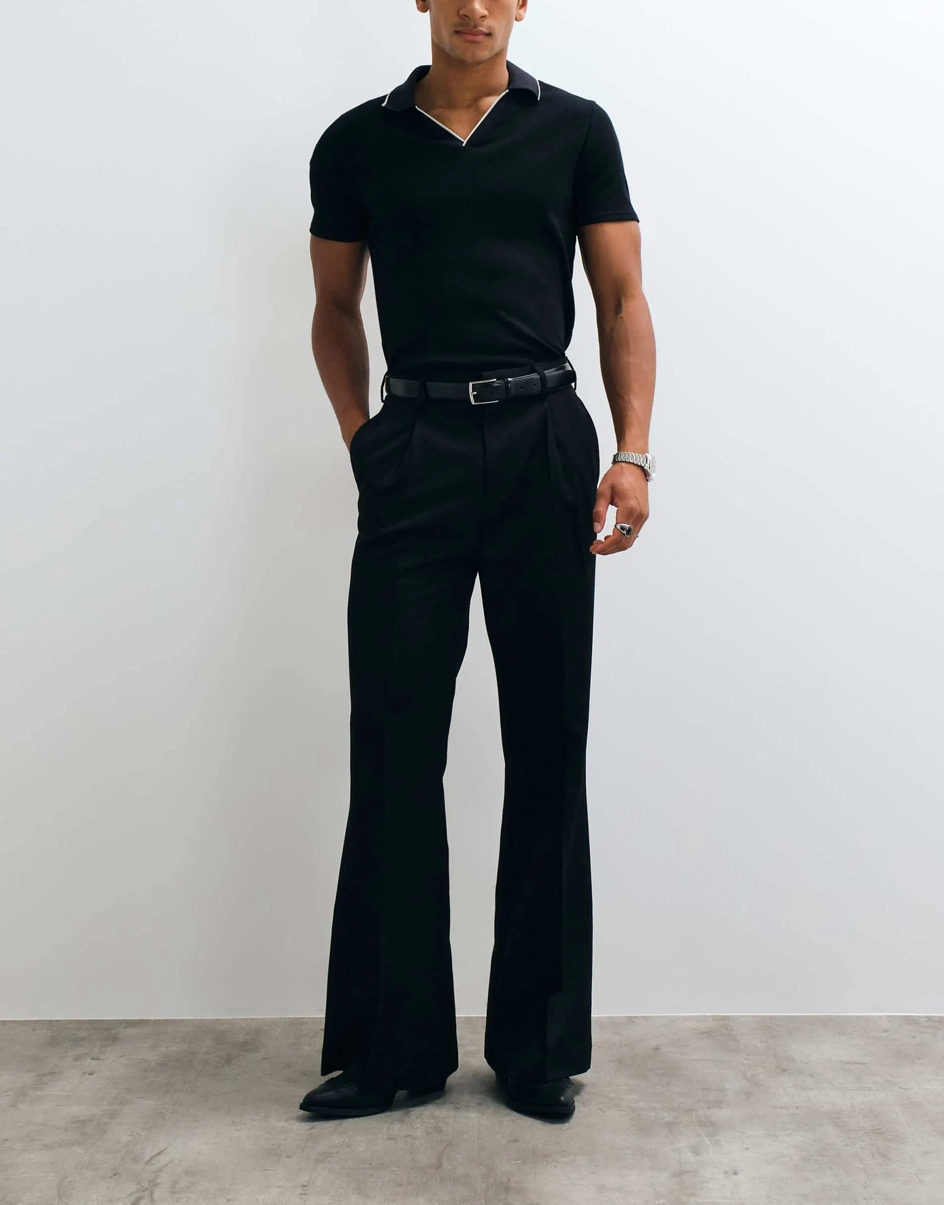 ASOS DESIGN tailored pleated flared trousers in black