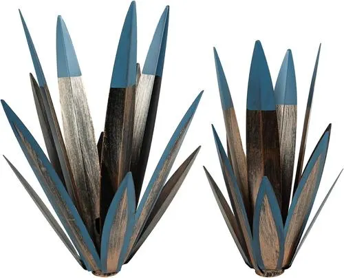 Solar-Powered Metal Agave Plant Garden Light