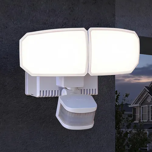 Patriot Lighting® Dual-Head 240° Motion Sensing LED White Outdoor Security Flood Light w/Outlet