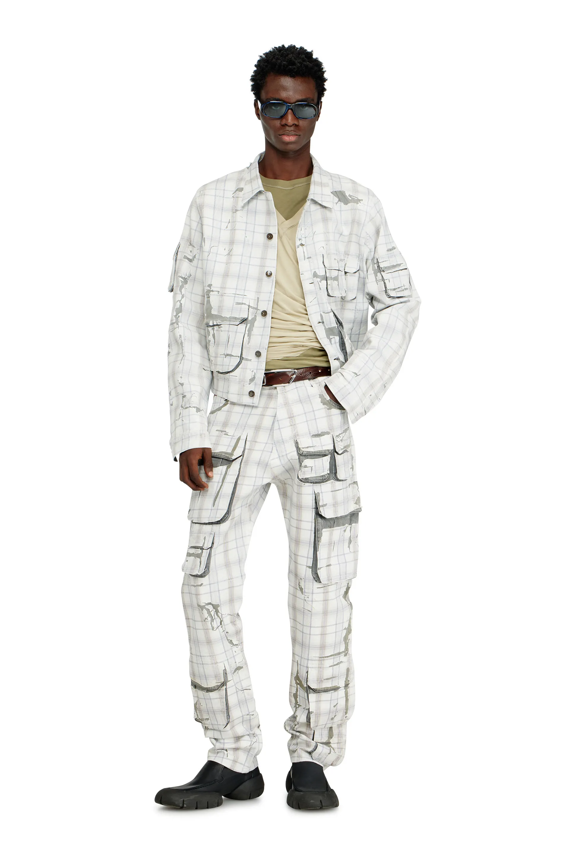 Denim jacket with peel-off effect