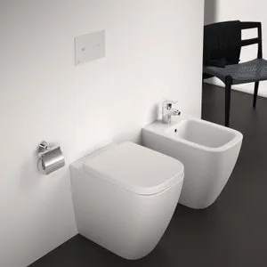 Coppia sanitari scarico a parete IDEAL STANDARD I.Life B bianco lucido WC: P 54 x L 35.5 x H 43 cm, bidet: P 54 x L 35.5 x H 43 cm
