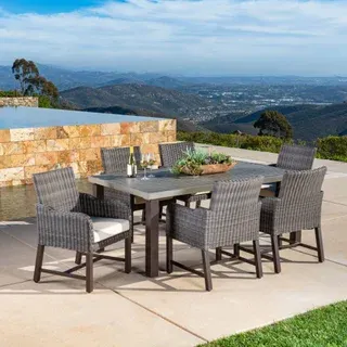 Grand Leisure Brandemore 7-piece Outdoor Patio Dining Set