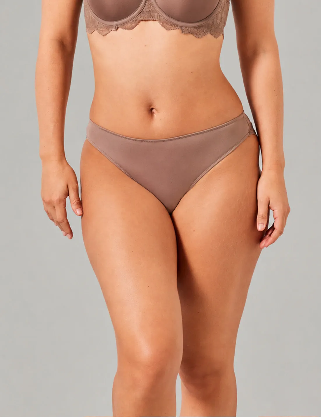 Fabulous slip taupe