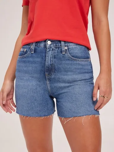 Calvin Klein Mom Short In Denim Mid