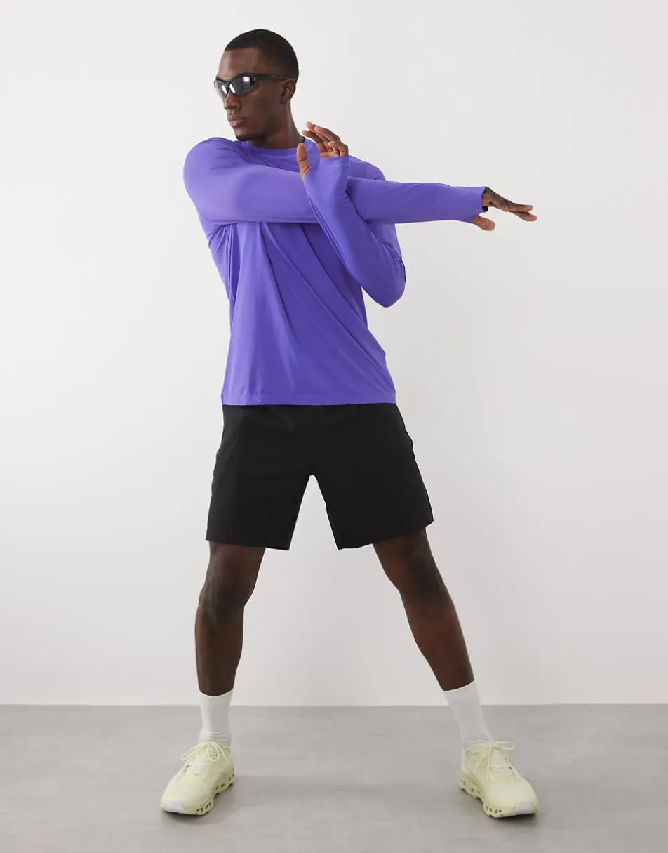 4505 7"" woven training shorts with elastic waist band and zip pockets in black