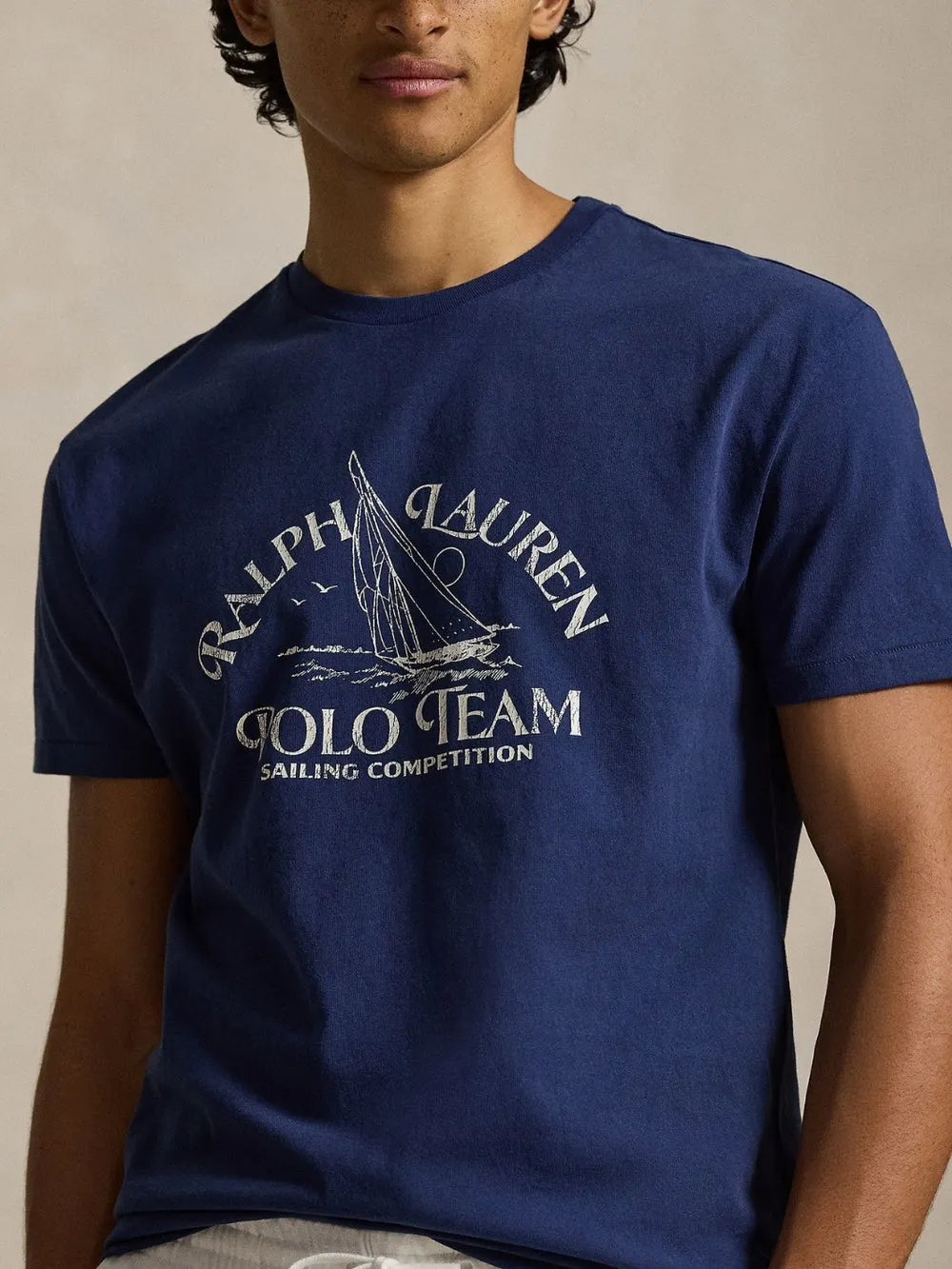 GRAPHIC T-SHIRT