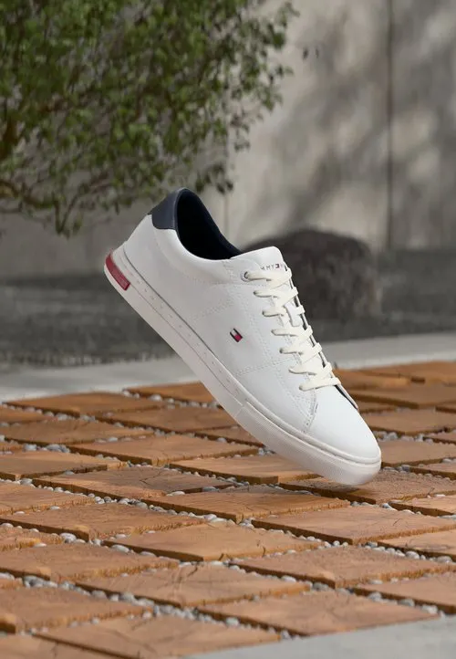 ESSENTIAL - Joggesko - white