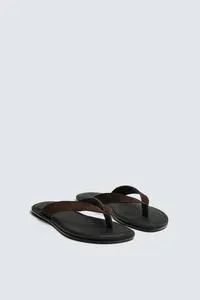 LEATHER STRAPPY SANDALS