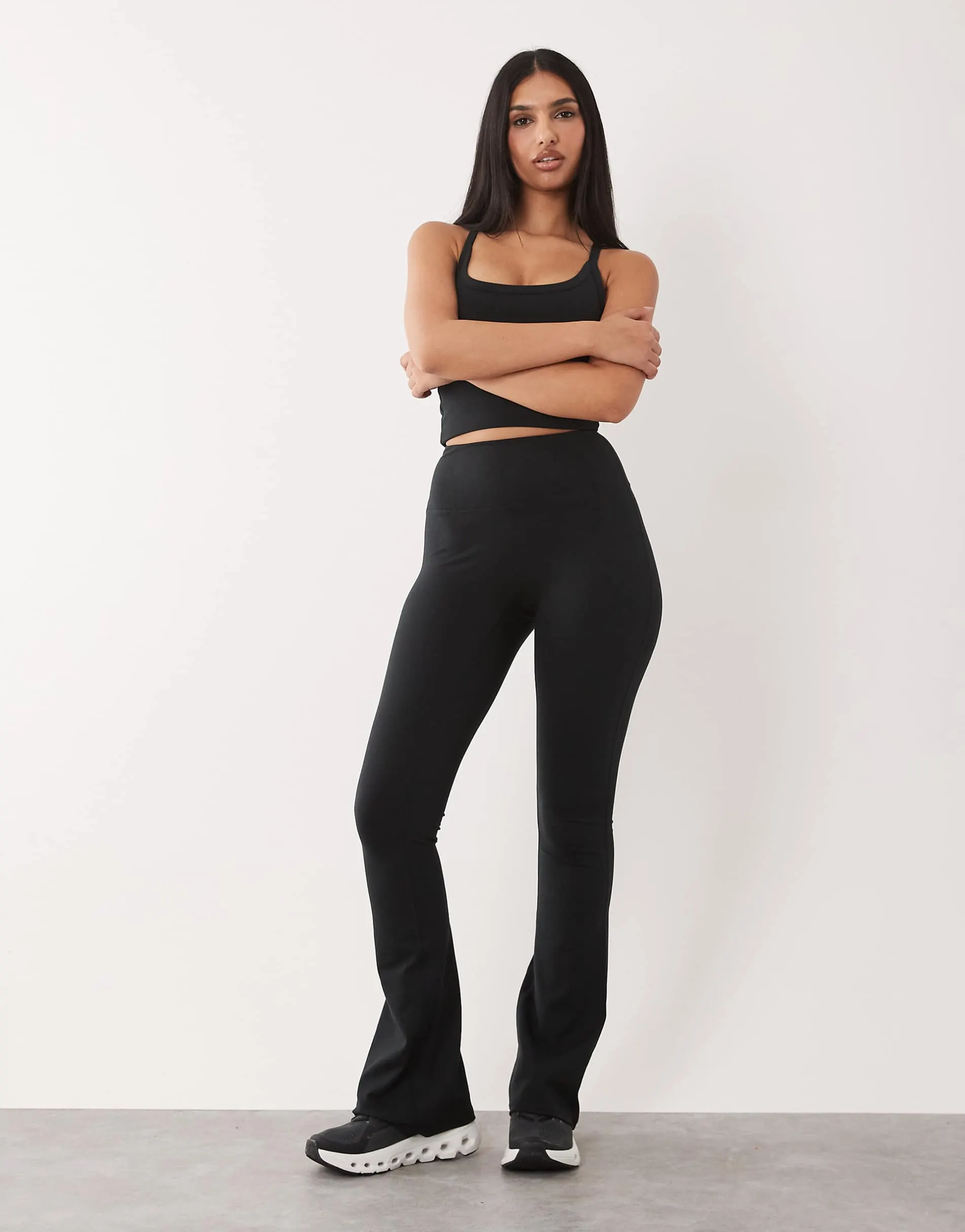 4505 Hourglass Icon soft touch high waist slim kick yoga legging in black