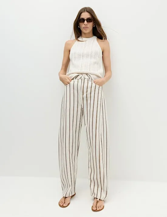 Mid Rise Striped Barrel Jeans