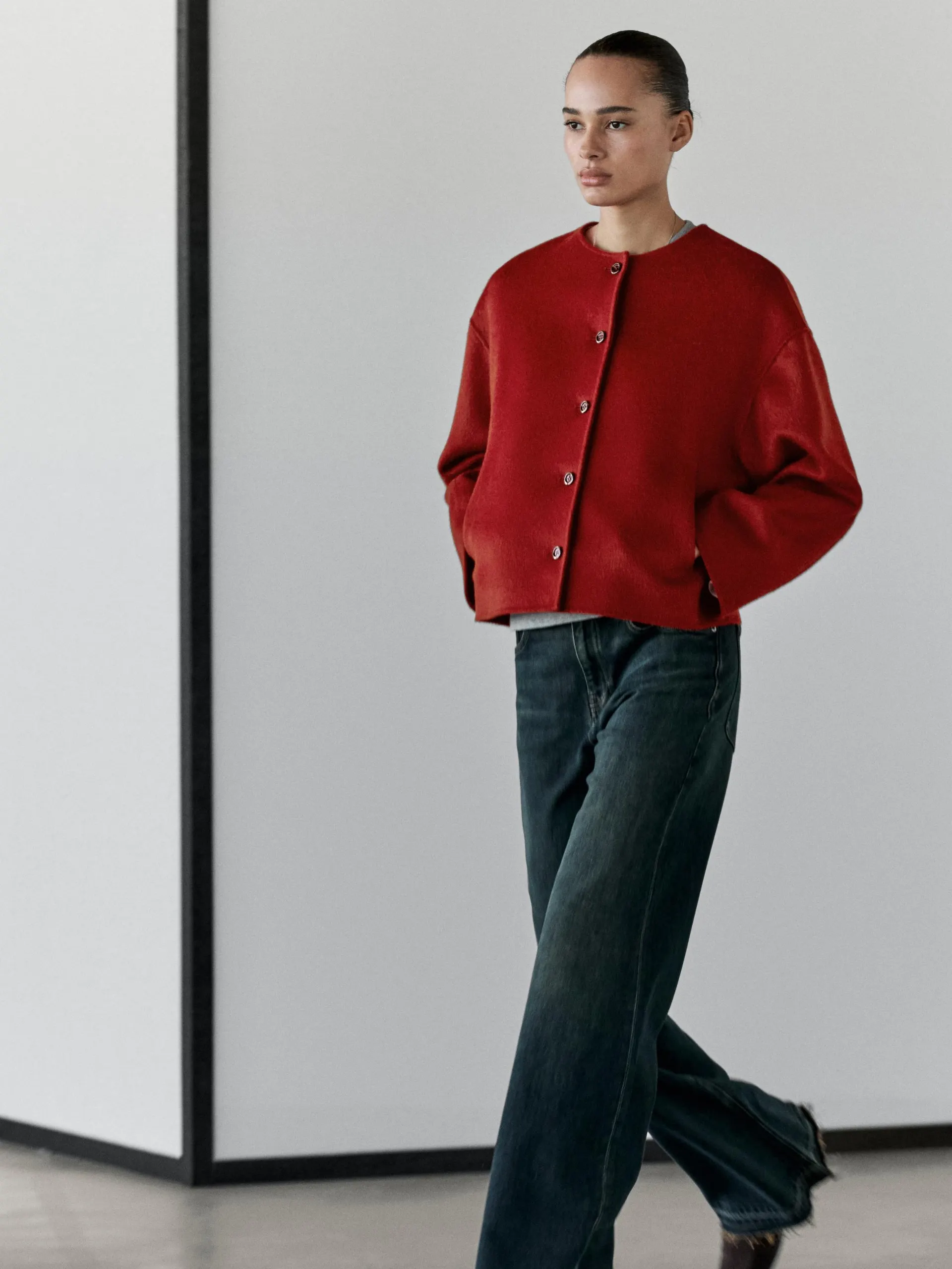 Bunda z vlněné směsi s prošitými švy