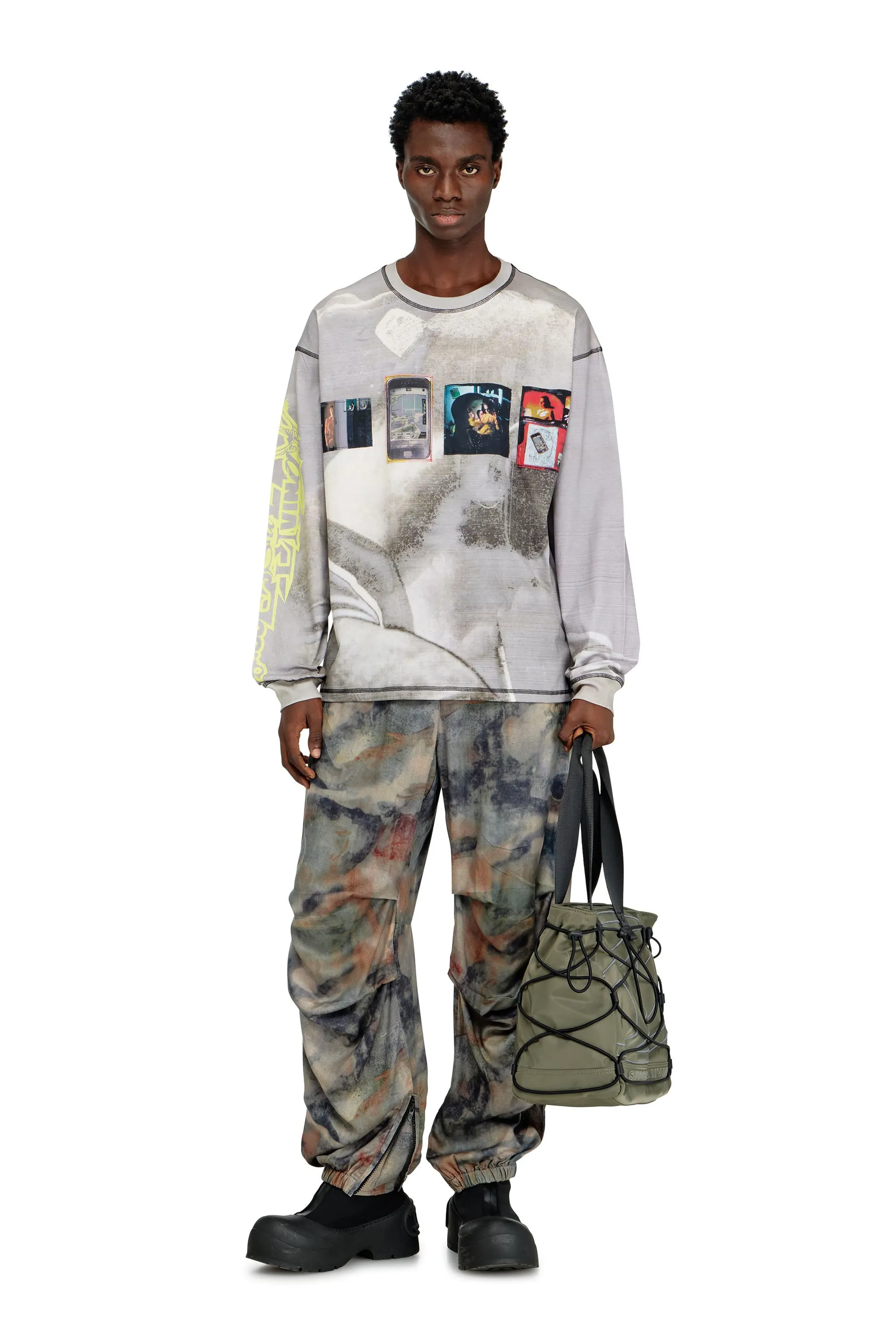 Long-sleeve T-shirt with all-over print and patches