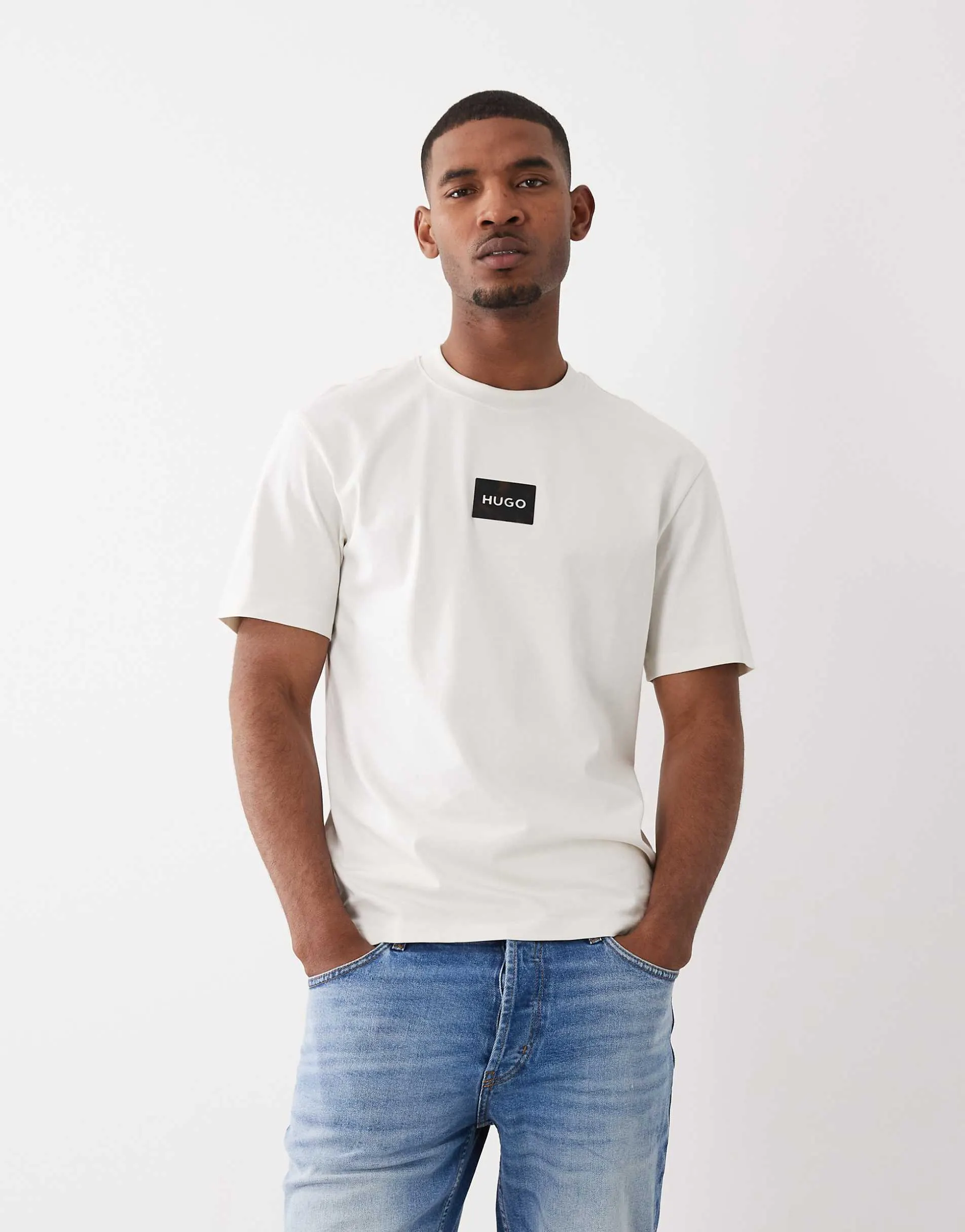 HUGO Red logo label relaxed fit t-shirt in white