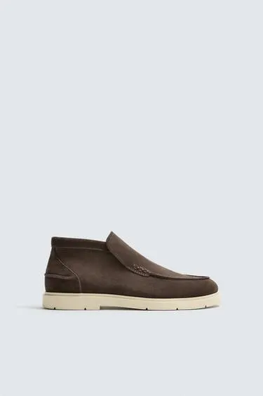 CASUAL LEATHER BOOTS