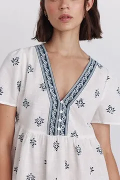 Camisa peplum detalles escote