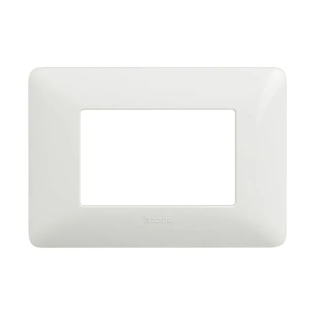Placca 3 moduli serie Matix BTICINO bianco