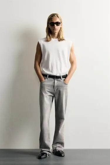 FLARE FIT JEANS