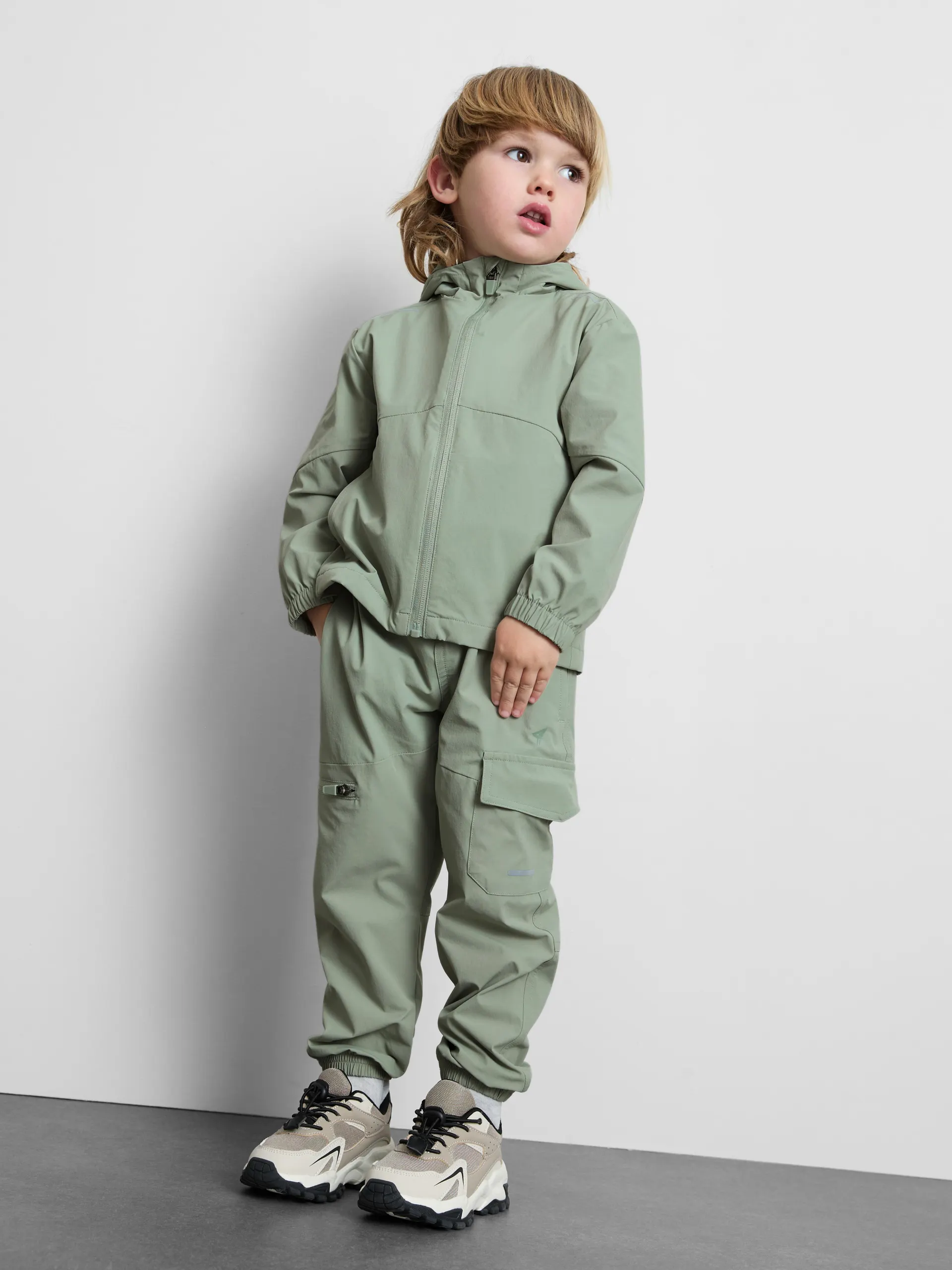 18 mois–8 ans | Sweat à capuche zippé et bas de jogging cargo