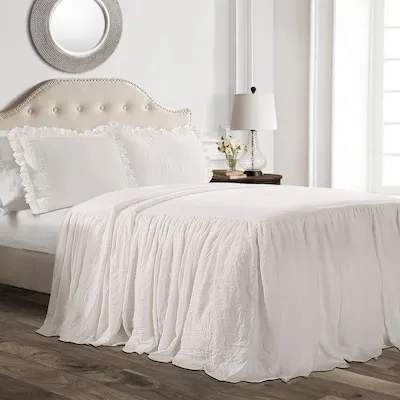 Lush Decor White Solid Queen Bedspread