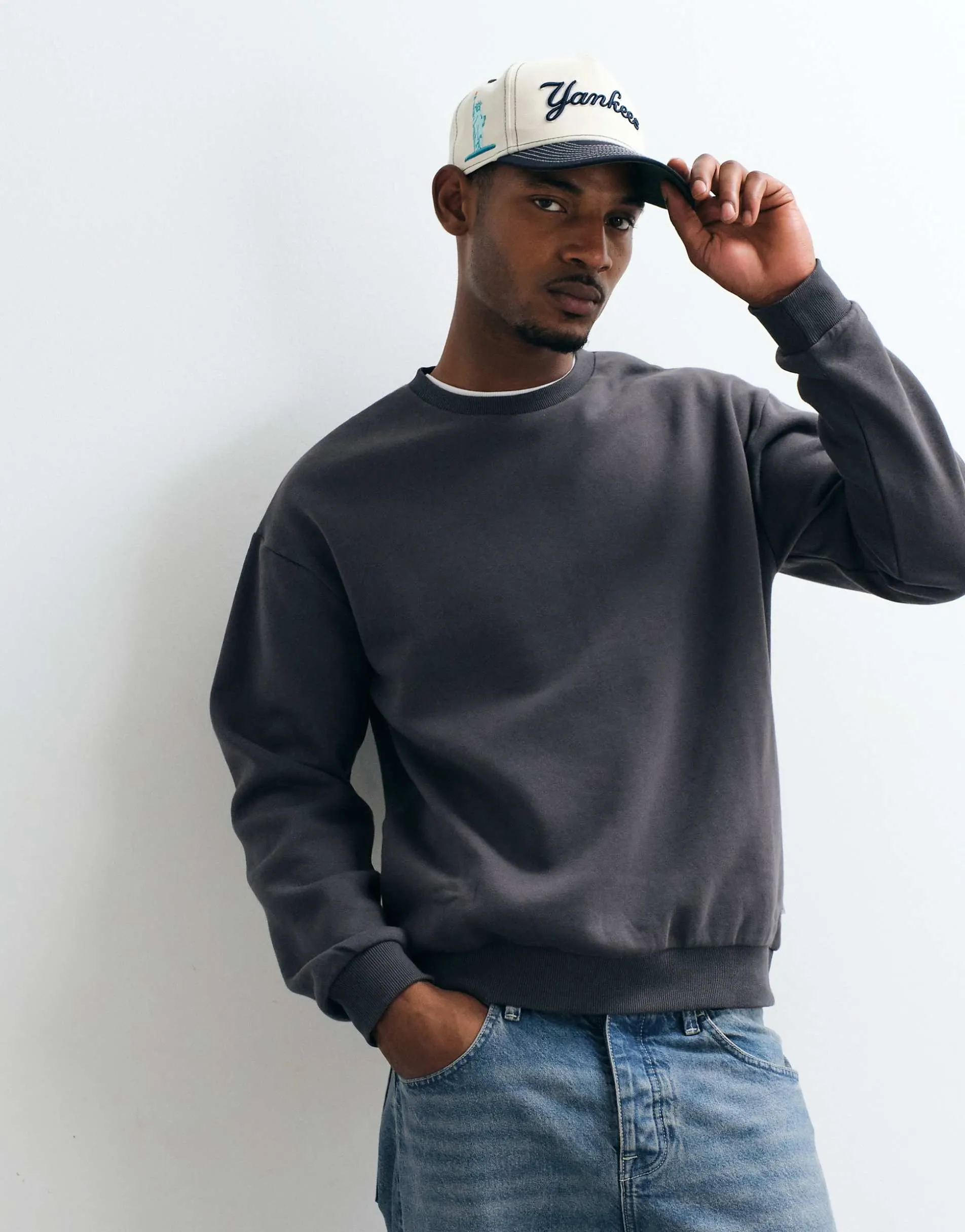 JJ Rebel crew neck sweatshirt in asphalt grey