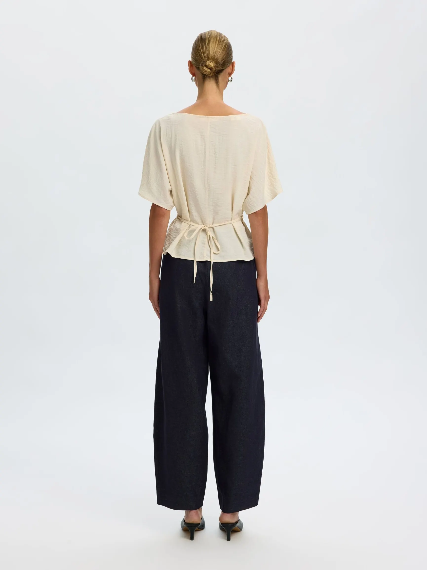VISKOSEBLANDING PLISSERT BLUSE