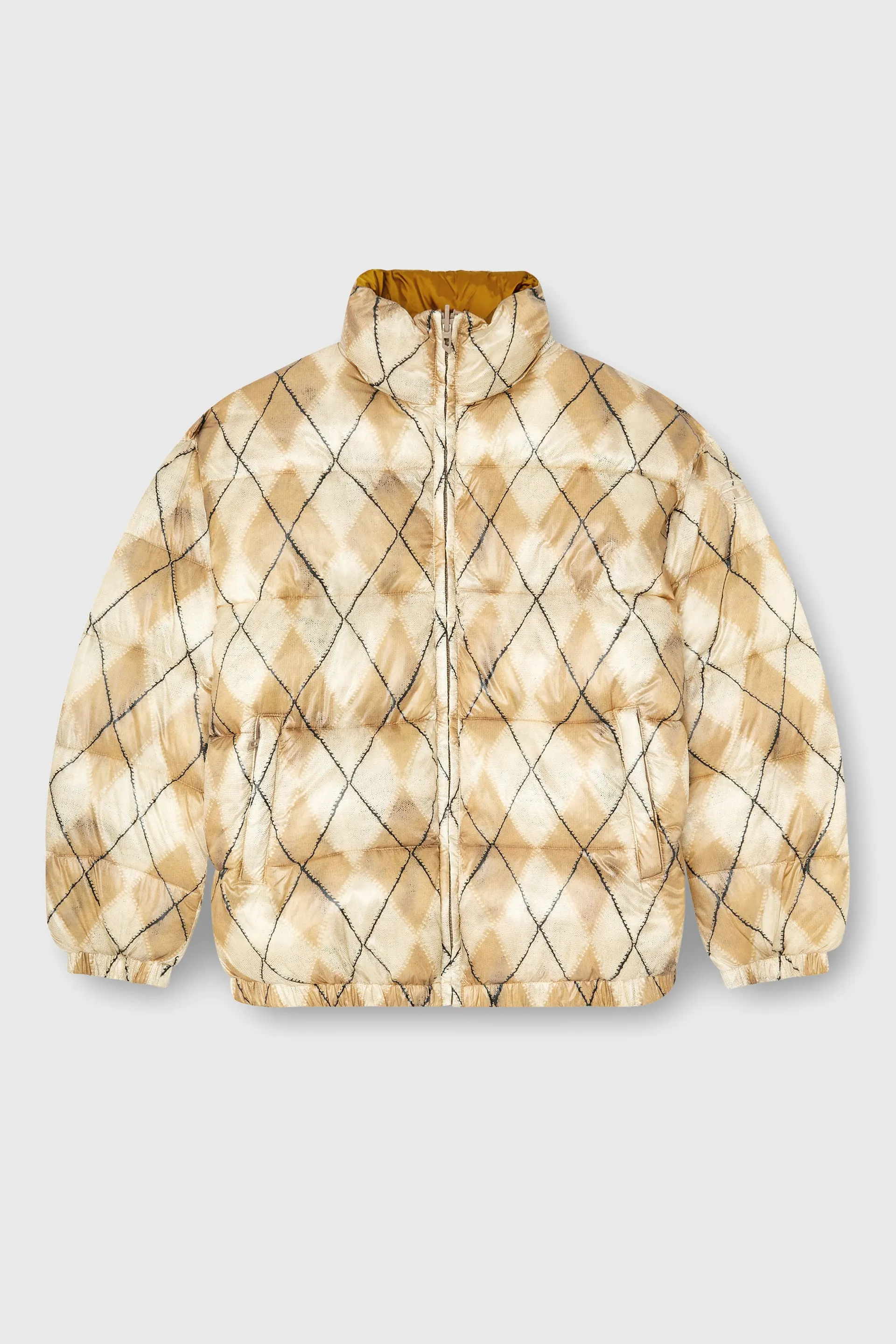 Reversible puffer jacket with argyle print