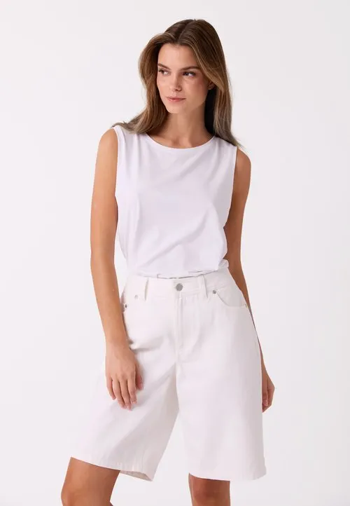 EMMA BERMUDA SHORTS - Jeansshorts - marshmallow