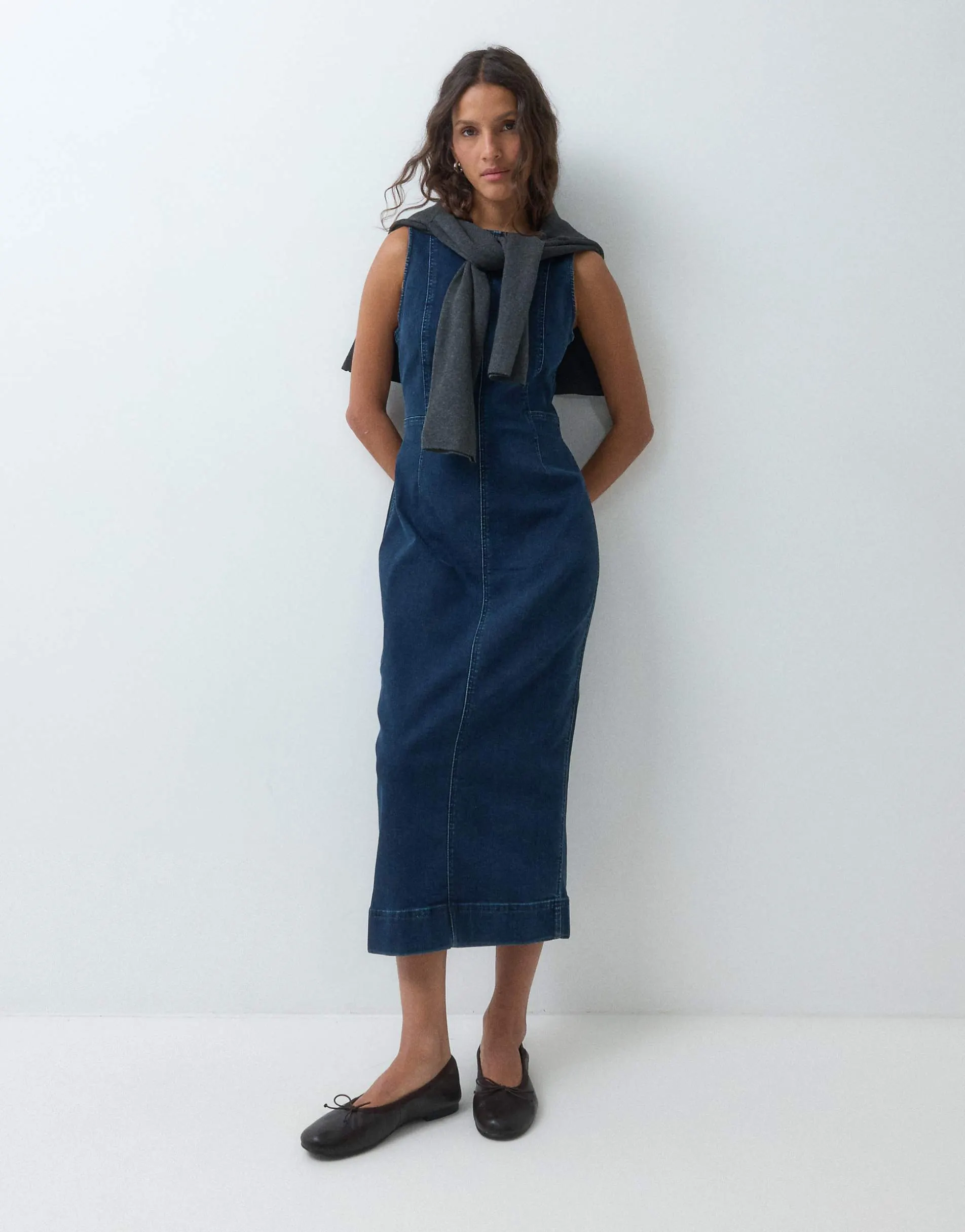 Lee midi denim dress with seams in dark wash