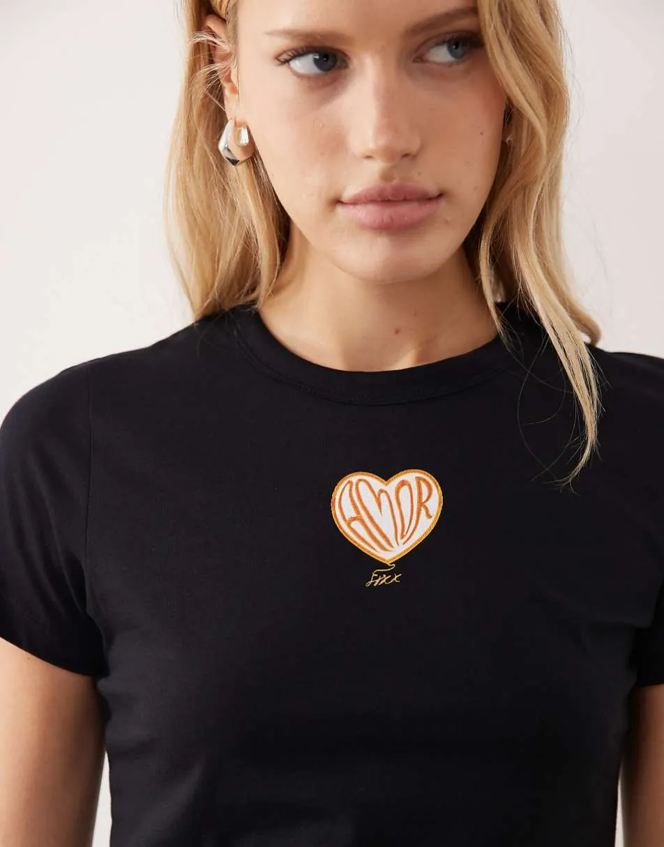 JJXX amour patch baby tee in black