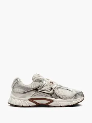 V5 RNR Sneaker