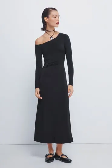Vestido midi drapeado escote asimétrico
